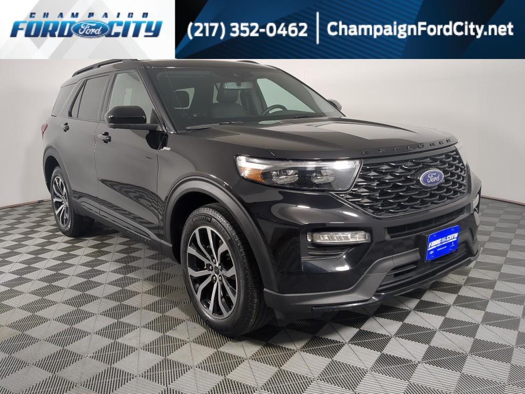2023 Ford Explorer ST-LINE's photo