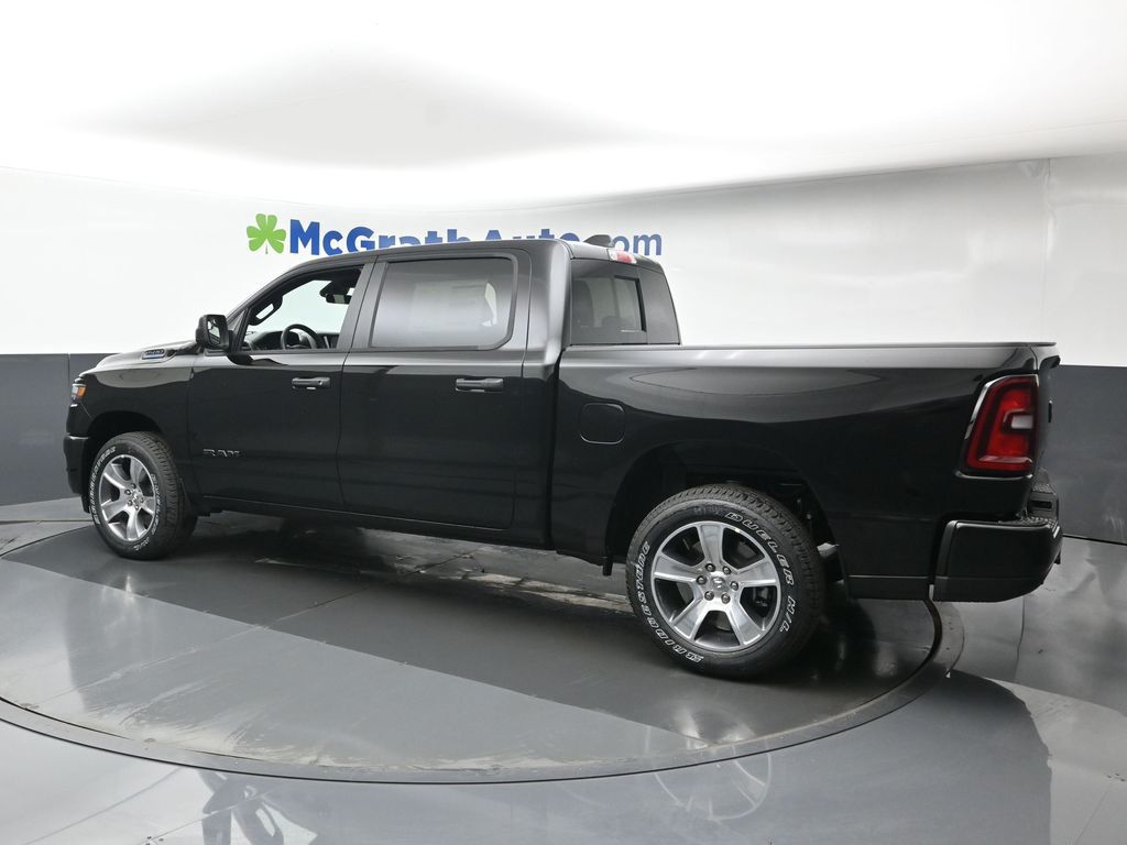 2025 Ram 1500 Tradesman photo 17