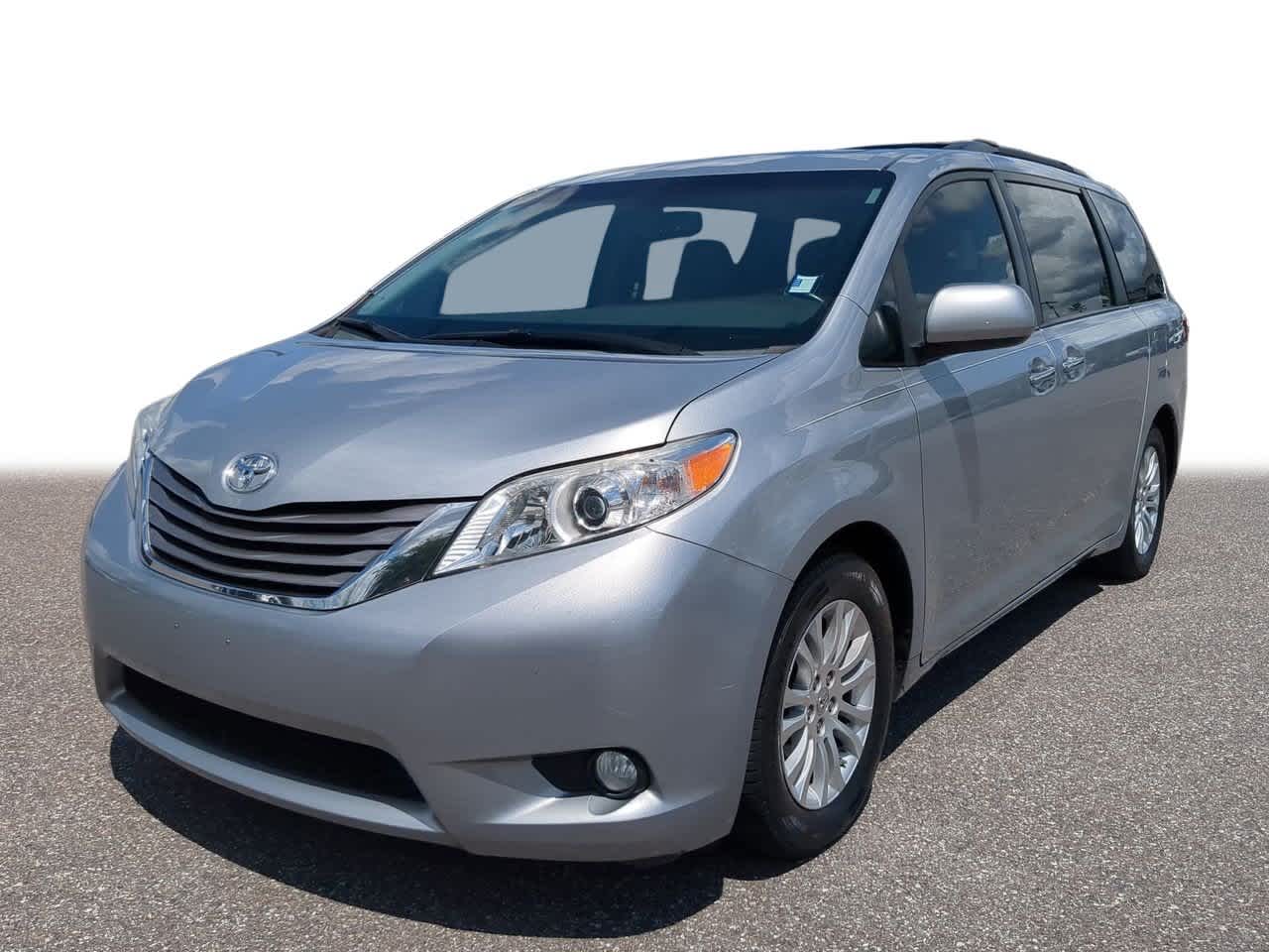 Pre-Owned 2016 Toyota Sienna XLE Mini-van, Passenger in Wesley Chapel # ...