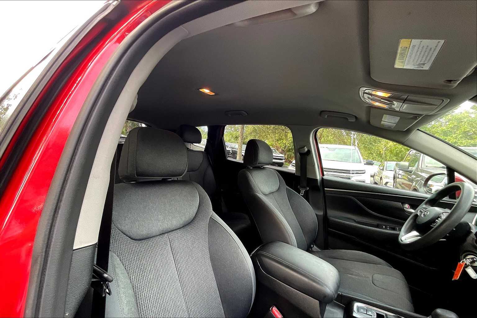 2019 Hyundai Santa Fe SE photo 21