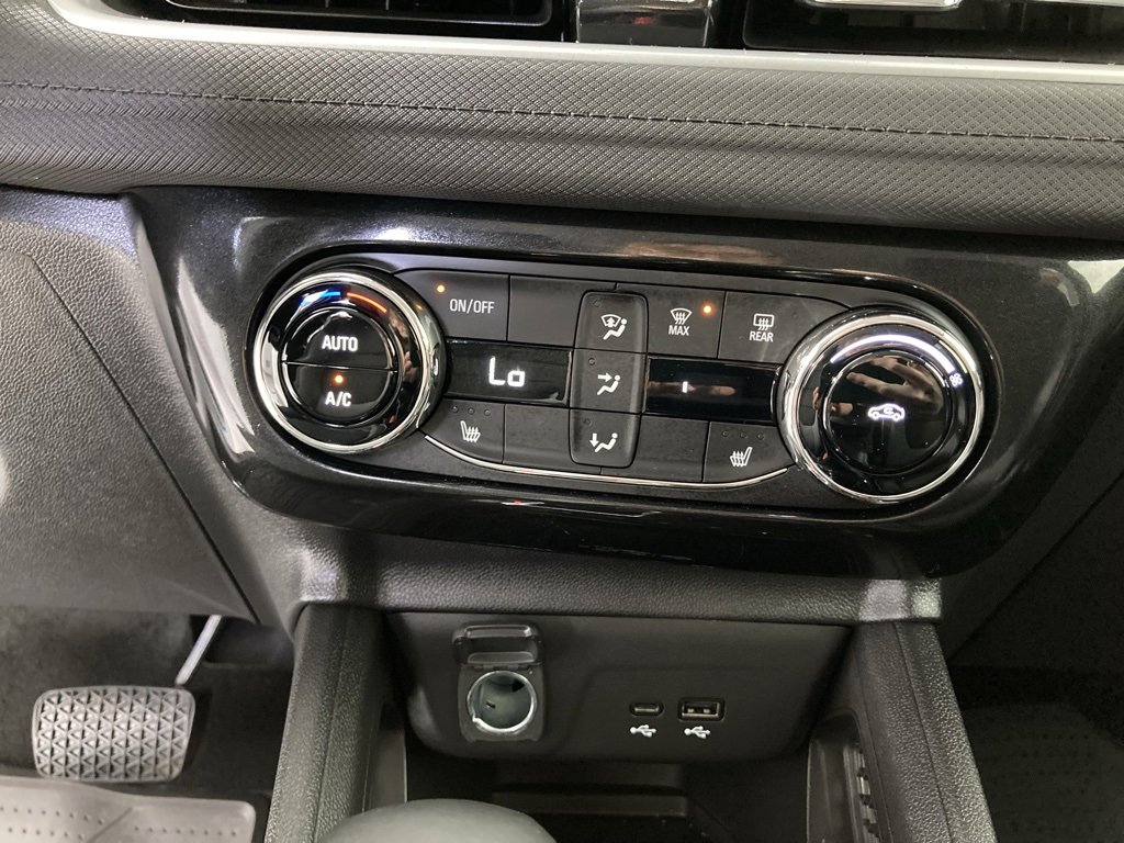 2025 Chevrolet Trailblazer LT photo 8