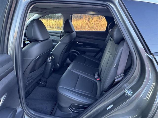 2025 Hyundai Tucson Hybrid SEL Convenience photo 19