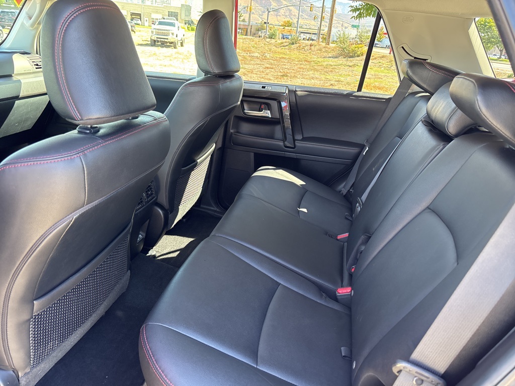 2020 Toyota 4Runner TRD Off-Road Premium photo 10