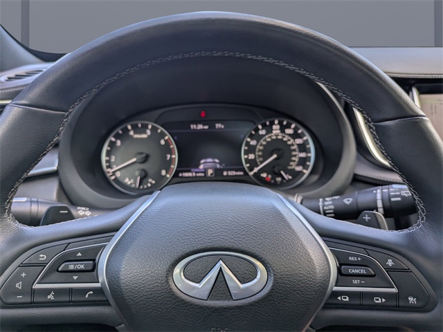2022 Infiniti QX55 Essential photo 30