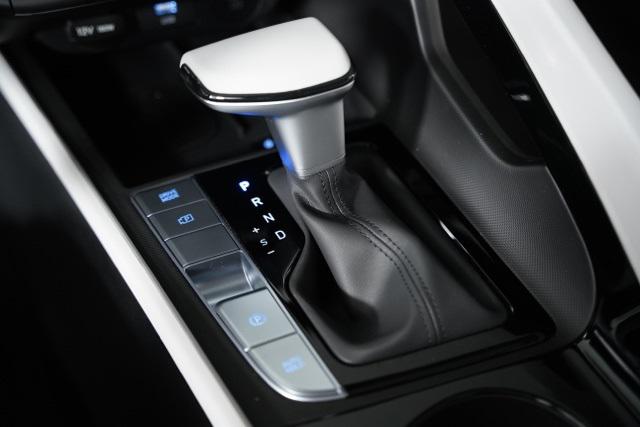 2025 Hyundai Elantra Hybrid Limited photo 14