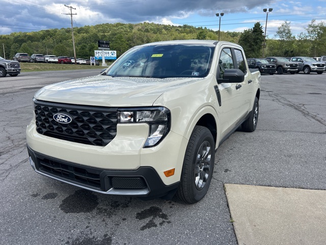 2025 Ford Maverick XLT photo 8