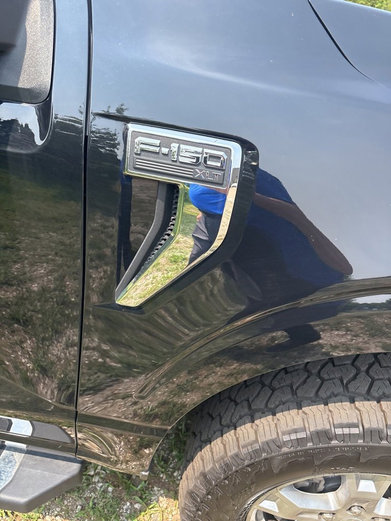 2021 Ford F-150 XL photo 4