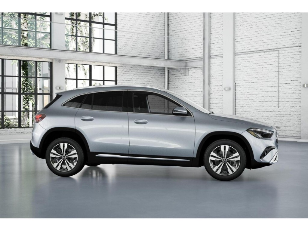 2026 Mercedes Benz GLA 250 photo 15