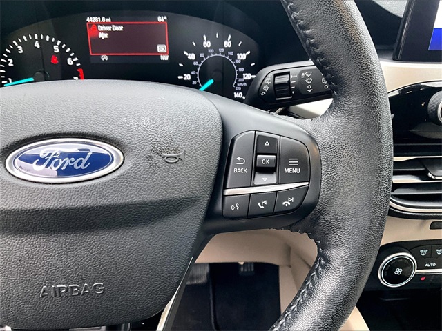 2020 Ford Escape SEL photo 22
