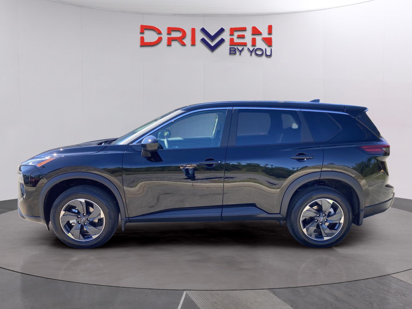 2026 Nissan Rogue SV photo 2