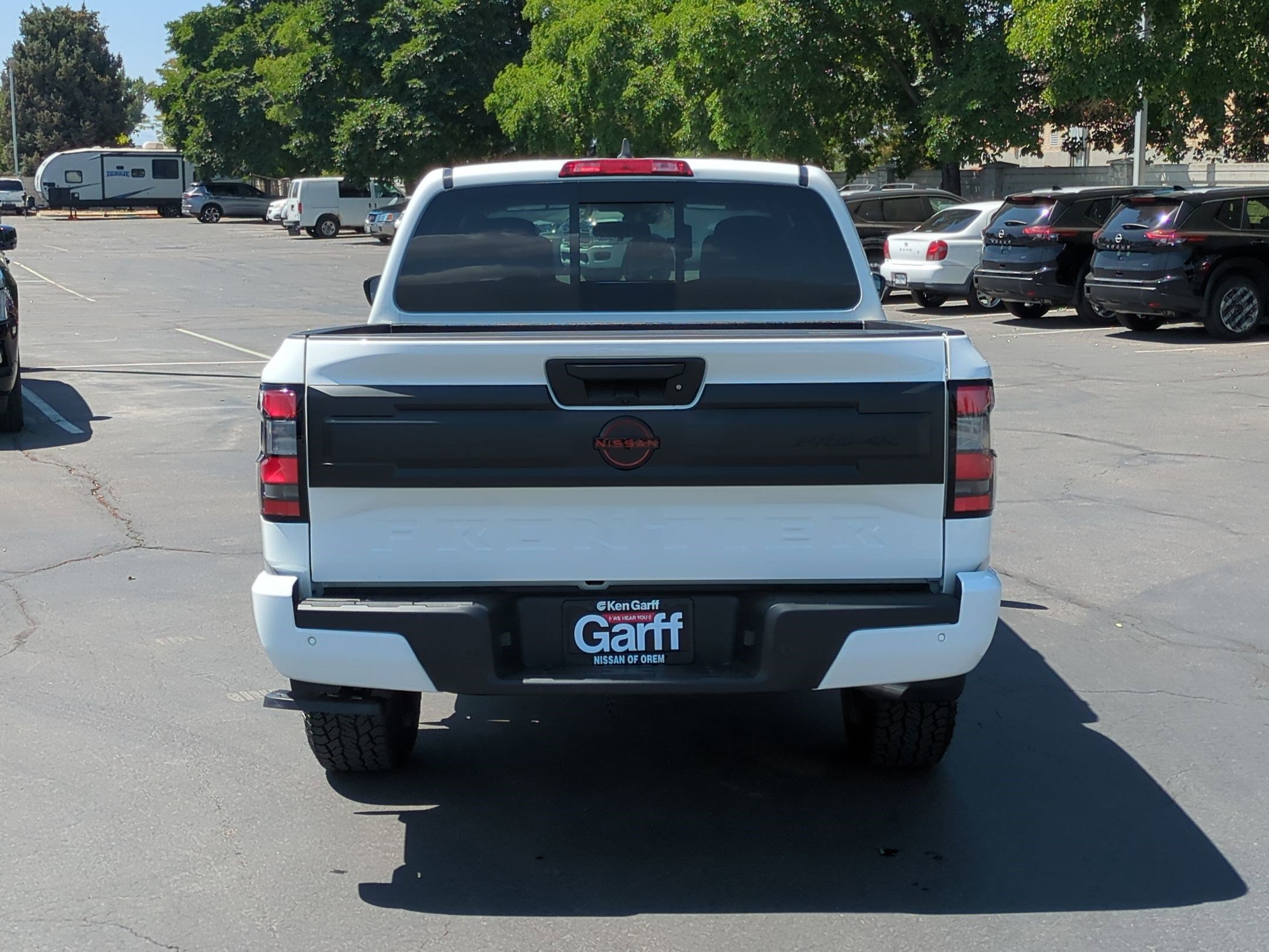 2025 Nissan Frontier PRO-4X photo 4