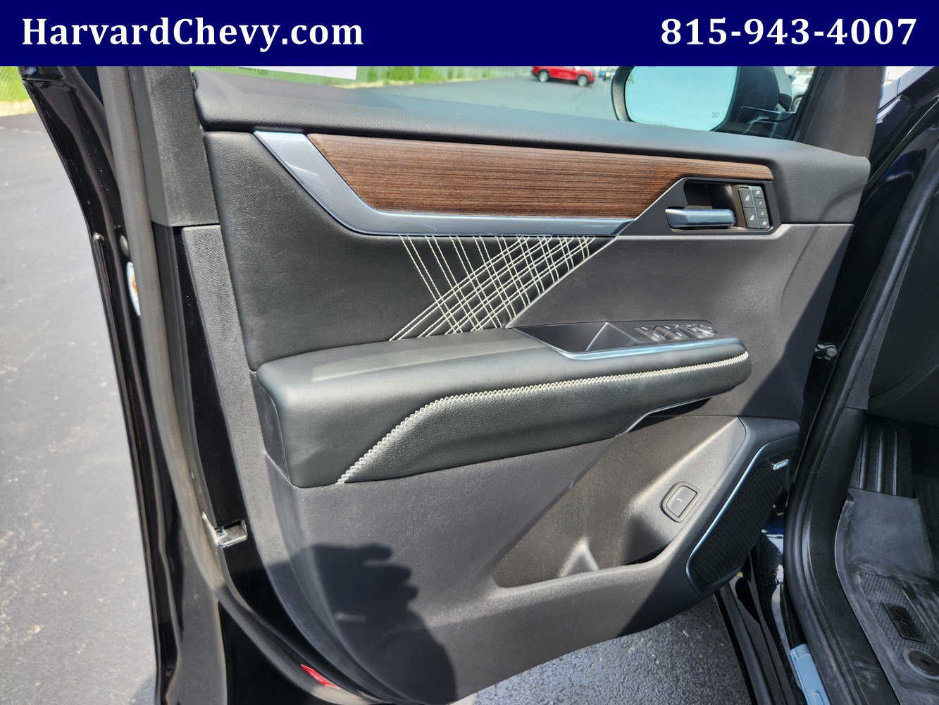 2024 Gmc Acadia Denali photo 34