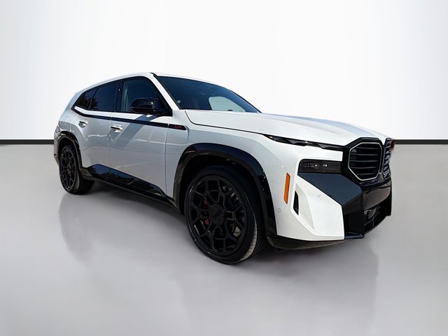 2026 BMW XM Base's photo