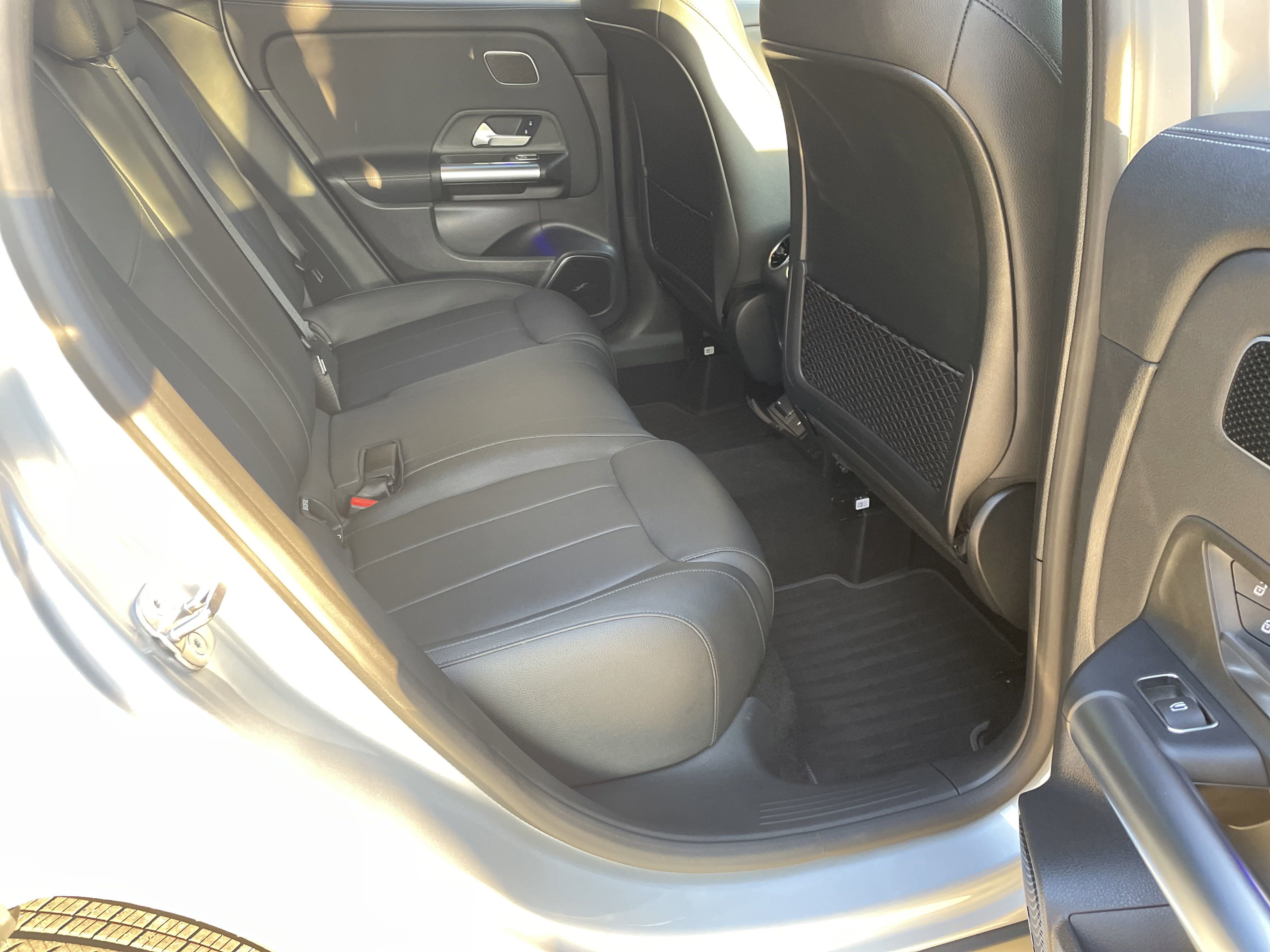 2025 Mercedes Benz GLA 250 photo 21