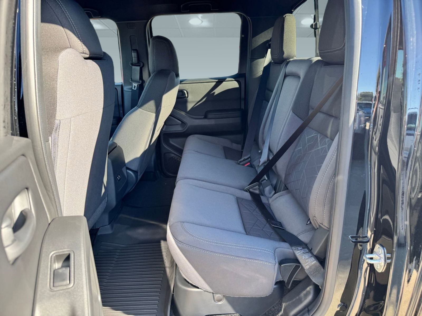 2026 Nissan Frontier SV photo 12