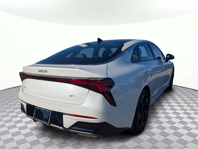2025 Kia K5 GT-Line photo 3