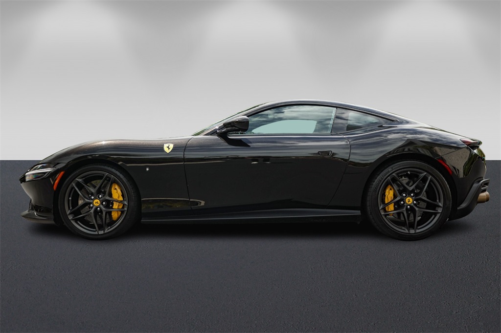 2023 Ferrari Roma Base photo 6