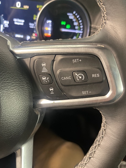 2023 Jeep Wrangler Sahara 4xe photo 26