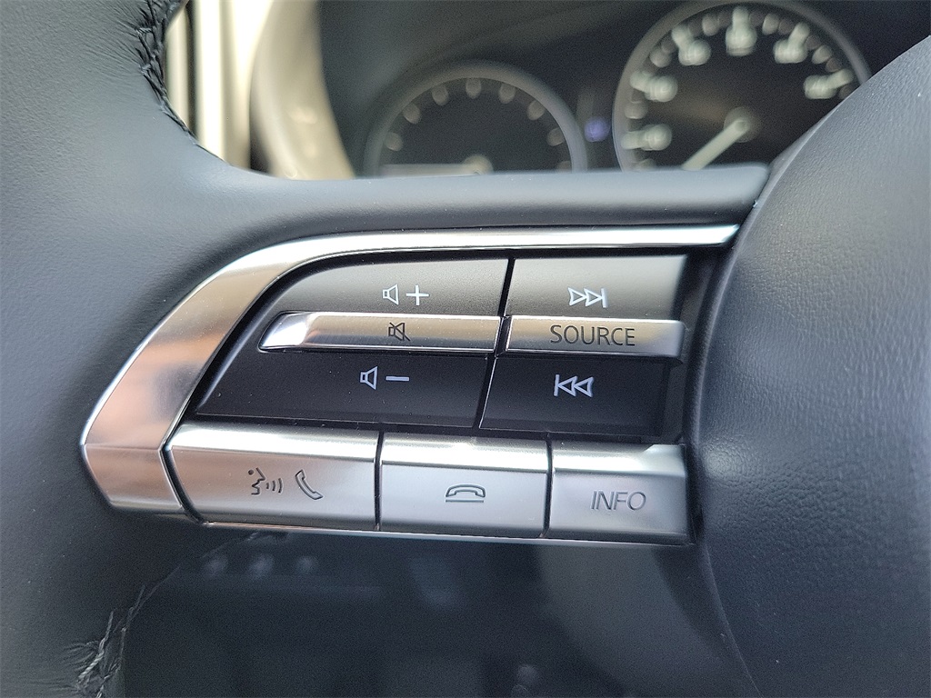 2025 Mazda CX-50 Premium Plus photo 5