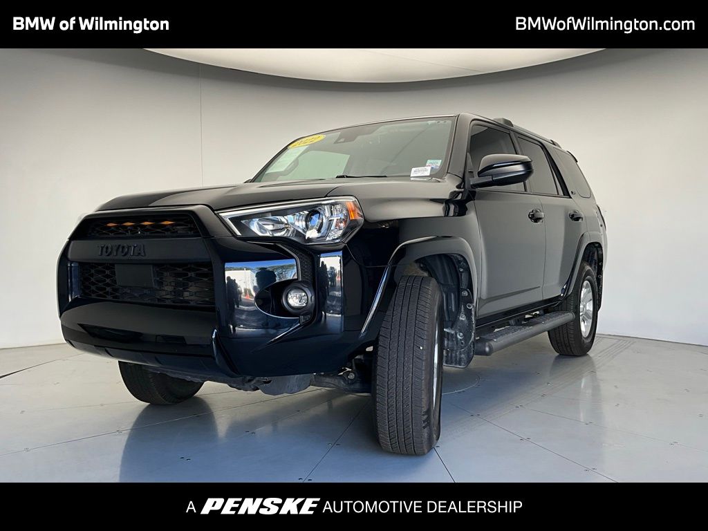 2022 Toyota 4Runner SR5's photo