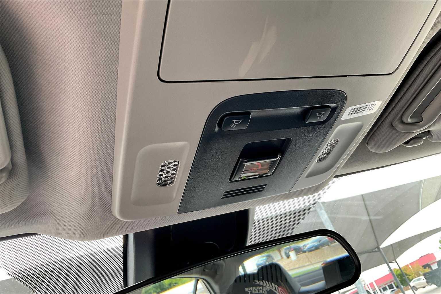 2024 Toyota Camry SE photo 29