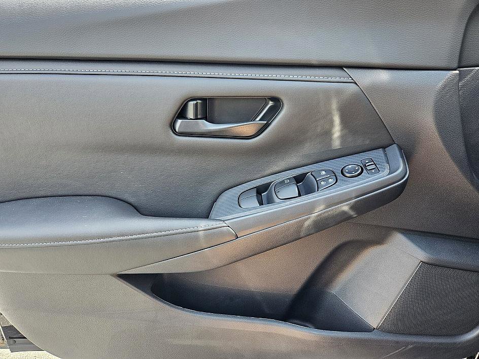 2025 Nissan Sentra S photo 27