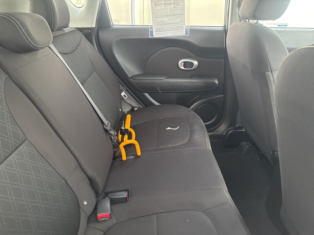 2016 Kia Soul Base photo 11