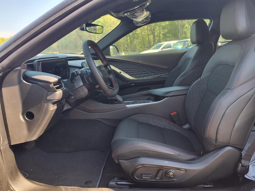 2025 Dodge Charger R/T photo 4