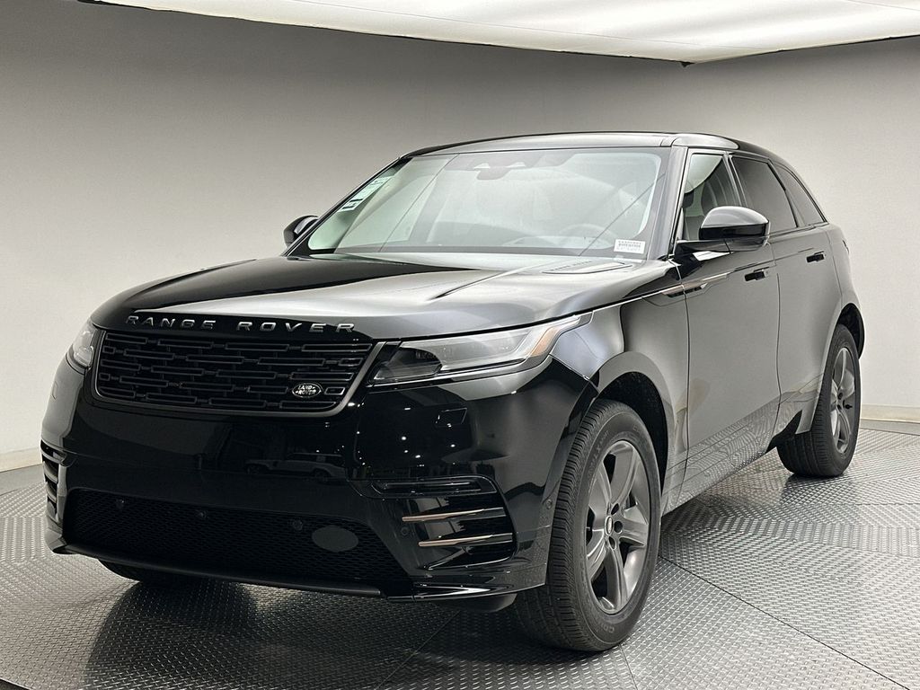 New 2025 Land Rover Range Rover Velar Dynamic SE 4D Sport Utility in