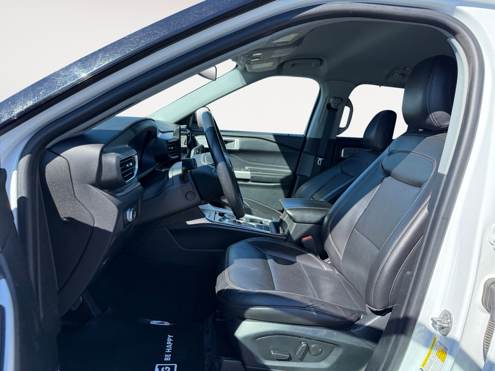 2022 Ford Explorer Limited photo 10