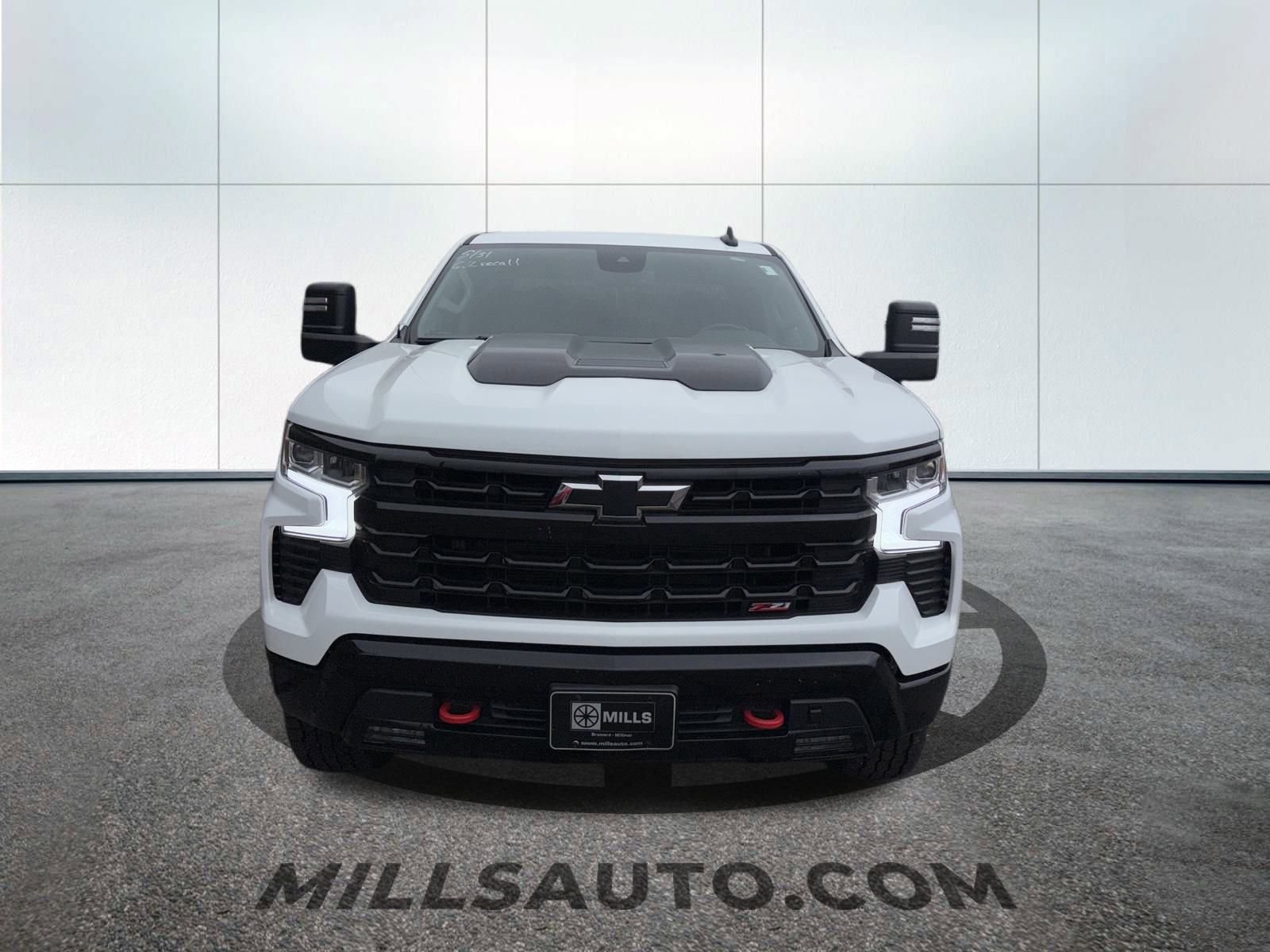 Used 2022 Chevrolet Silverado 1500 LT Trail Boss with VIN 3GCUDFEL8NG652752 for sale in Baxter, Minnesota