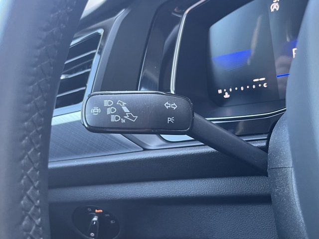 2023 Volkswagen Jetta 1.5T SE photo 36