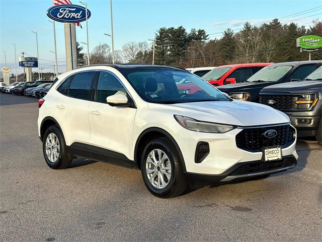2024 Ford Escape Active's photo