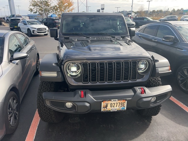 2024 Jeep Wrangler Rubicon photo 2