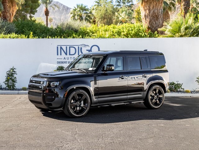 2026 Land Rover Defender S's photo