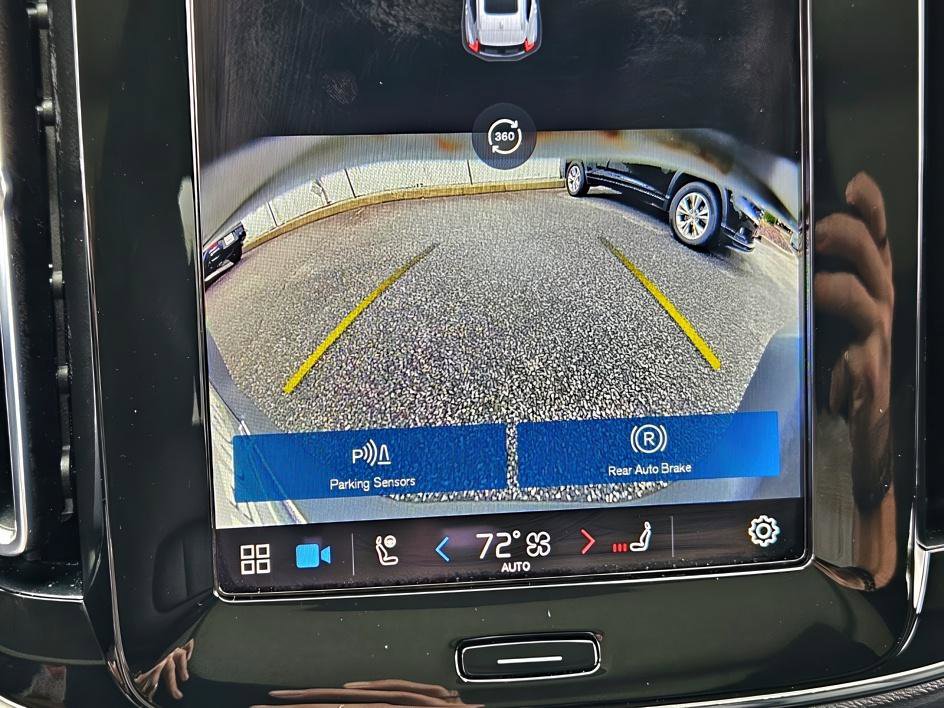 2024 Volvo XC40 Ultimate AWD photo 20