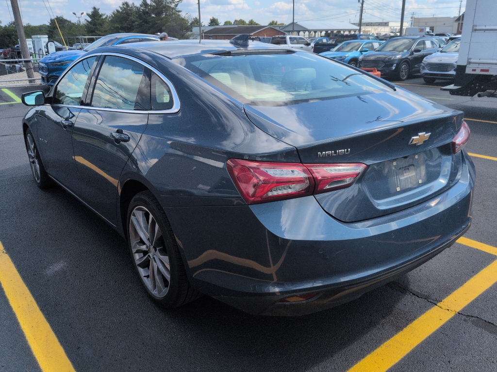 2024 Chevrolet Malibu Premier 2LT photo 4