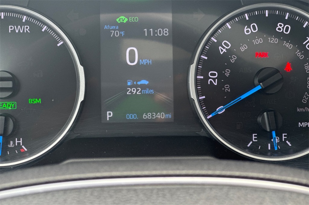 2022 Toyota RAV4 Hybrid SE photo 30