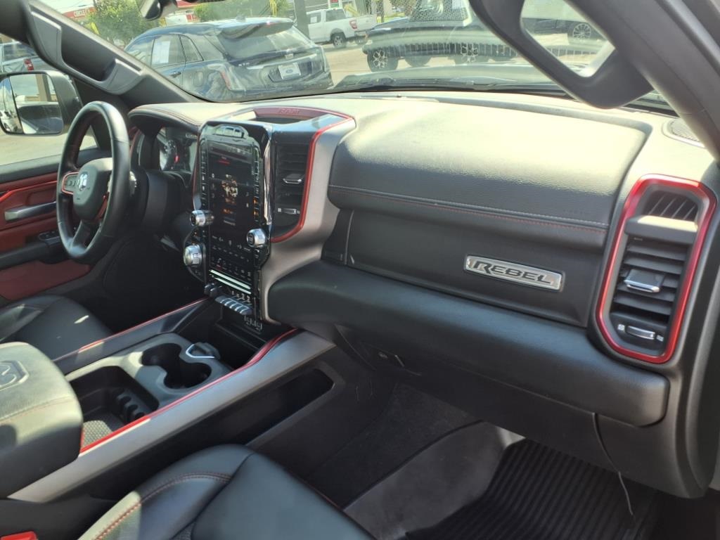 2022 Ram 1500 Rebel photo 4