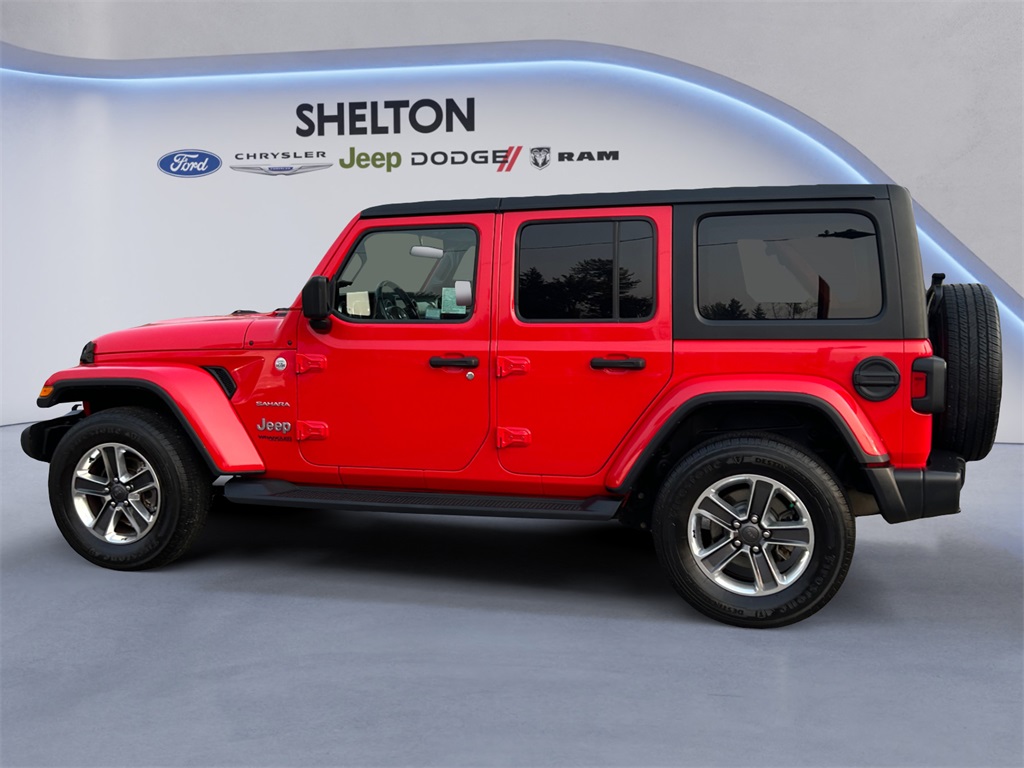 2021 Jeep Wrangler Unlimited Sahara photo 2