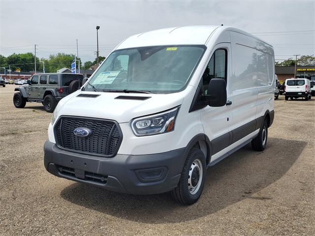 2025 Ford Transit Cargo Van photo 3