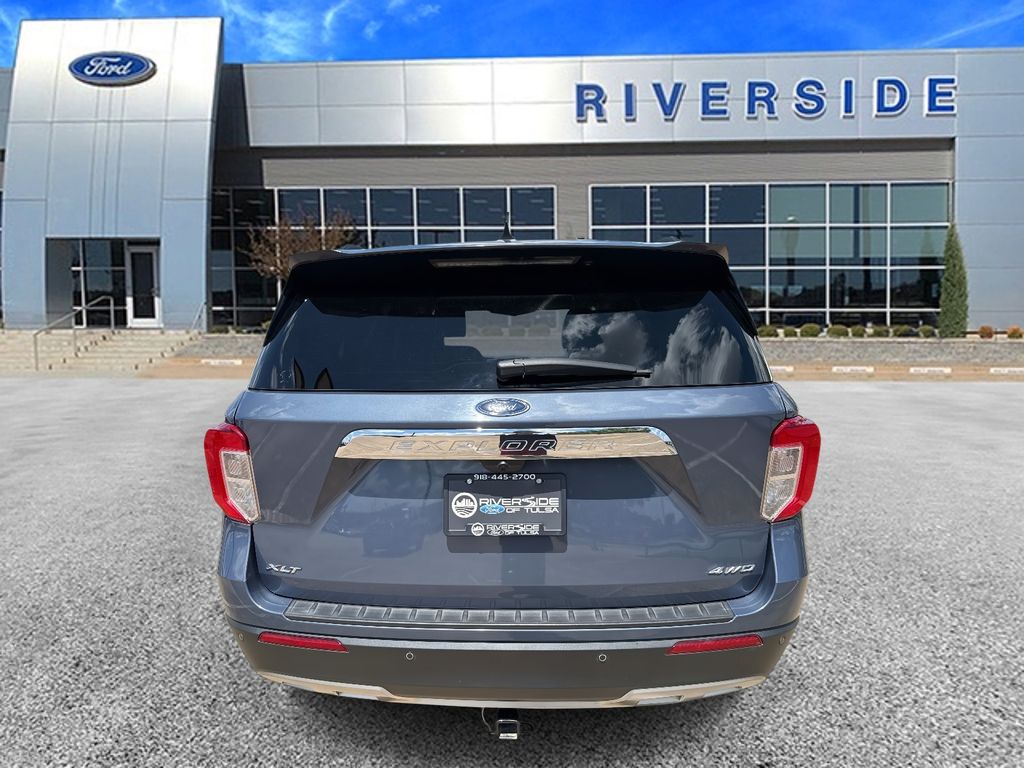 2021 Ford Explorer XLT photo 4