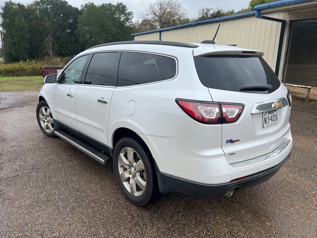 2016 Chevrolet Traverse LTZ photo 4