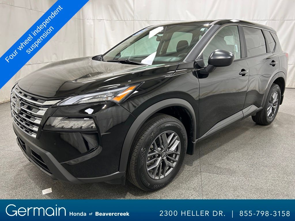 2025 Nissan Rogue S photo 3