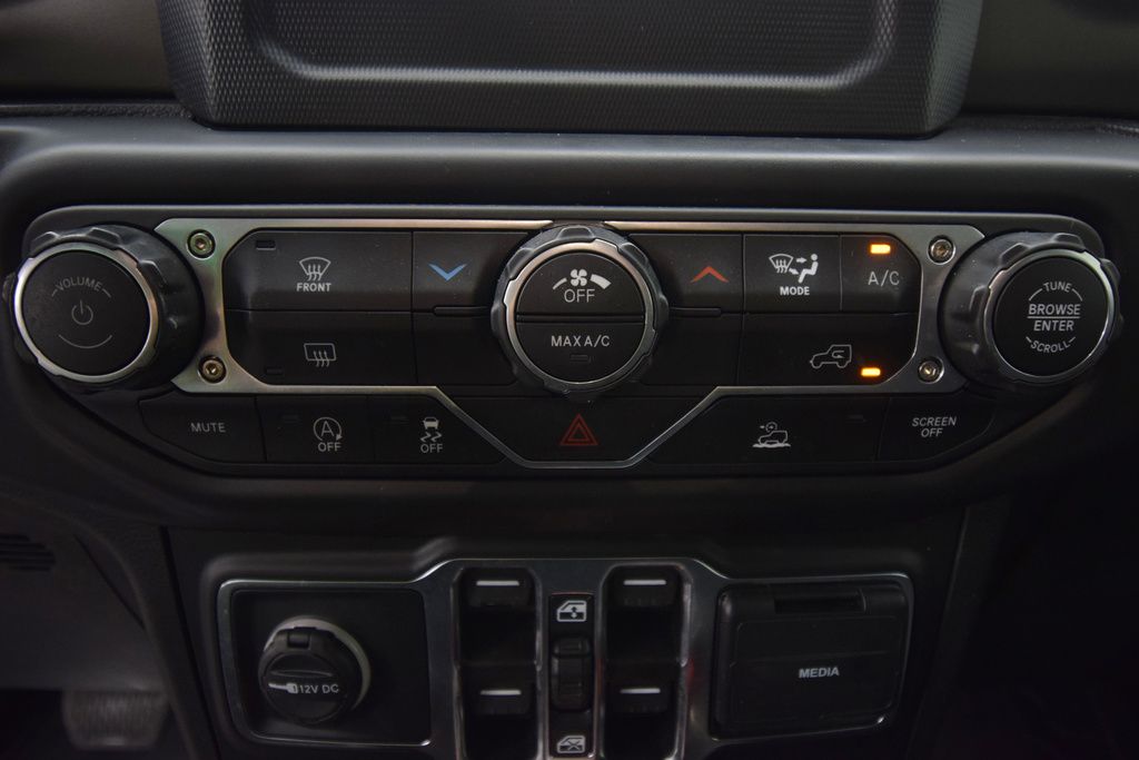 2022 Jeep Wrangler Unlimited High Tide photo 23