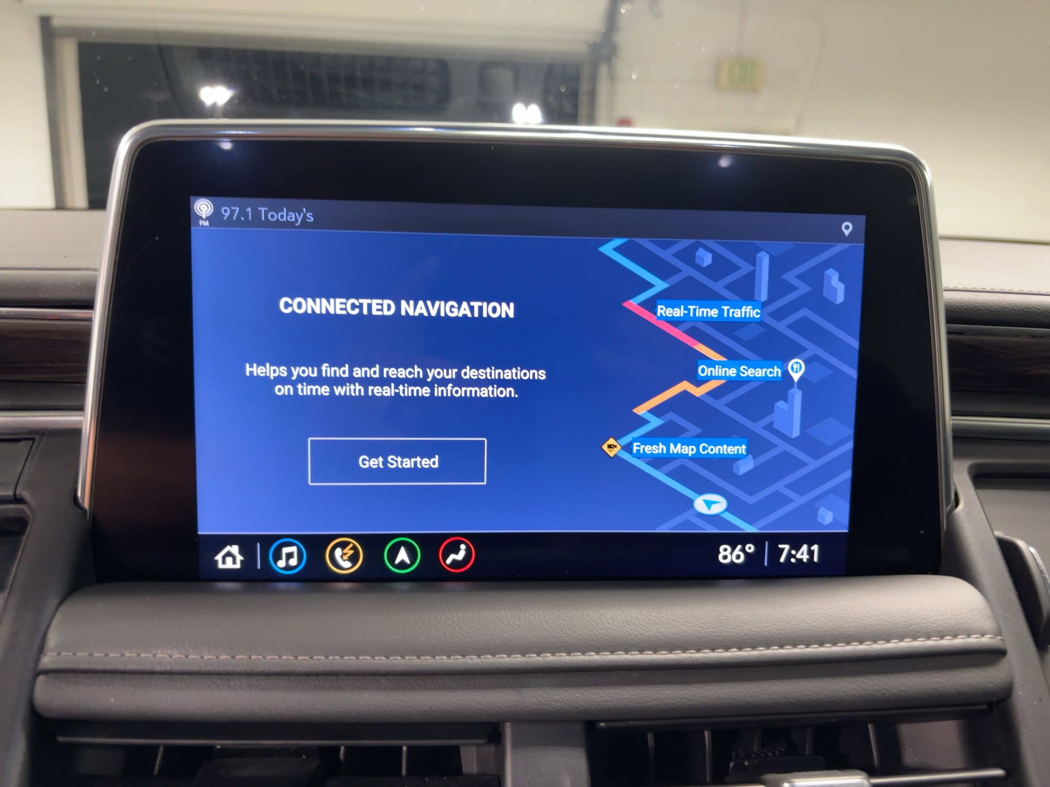 2021 Chevrolet Suburban Z71 photo 18