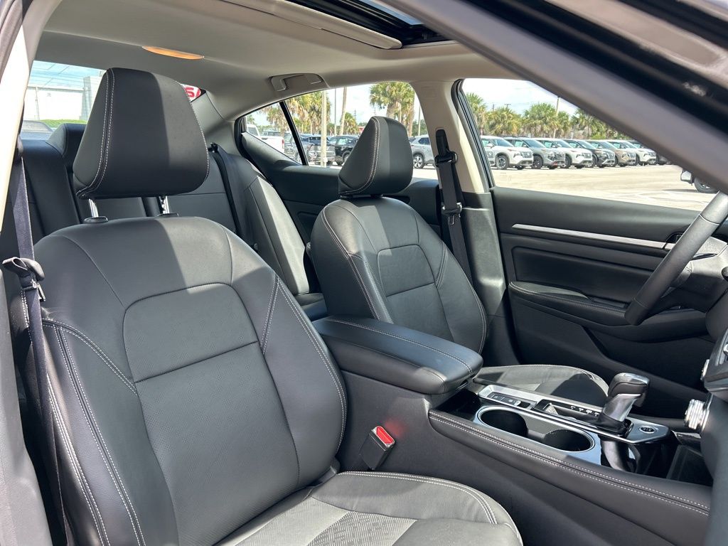 2024 Nissan Altima 2.5 SL photo 38