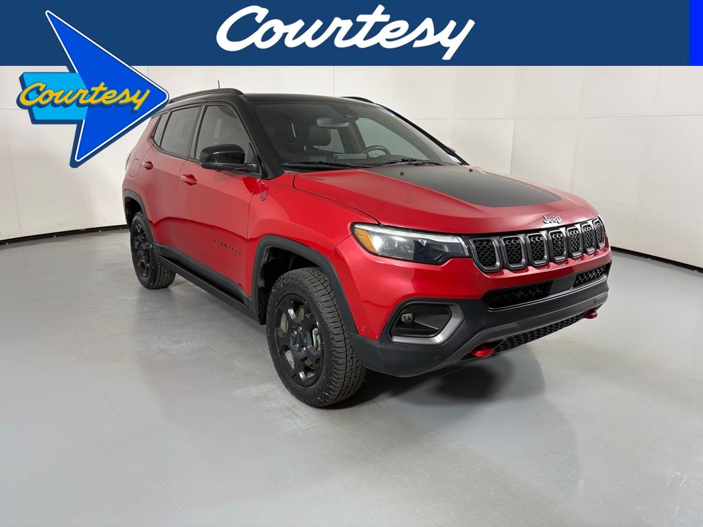 2023 Jeep Compass Trailhawk's photo