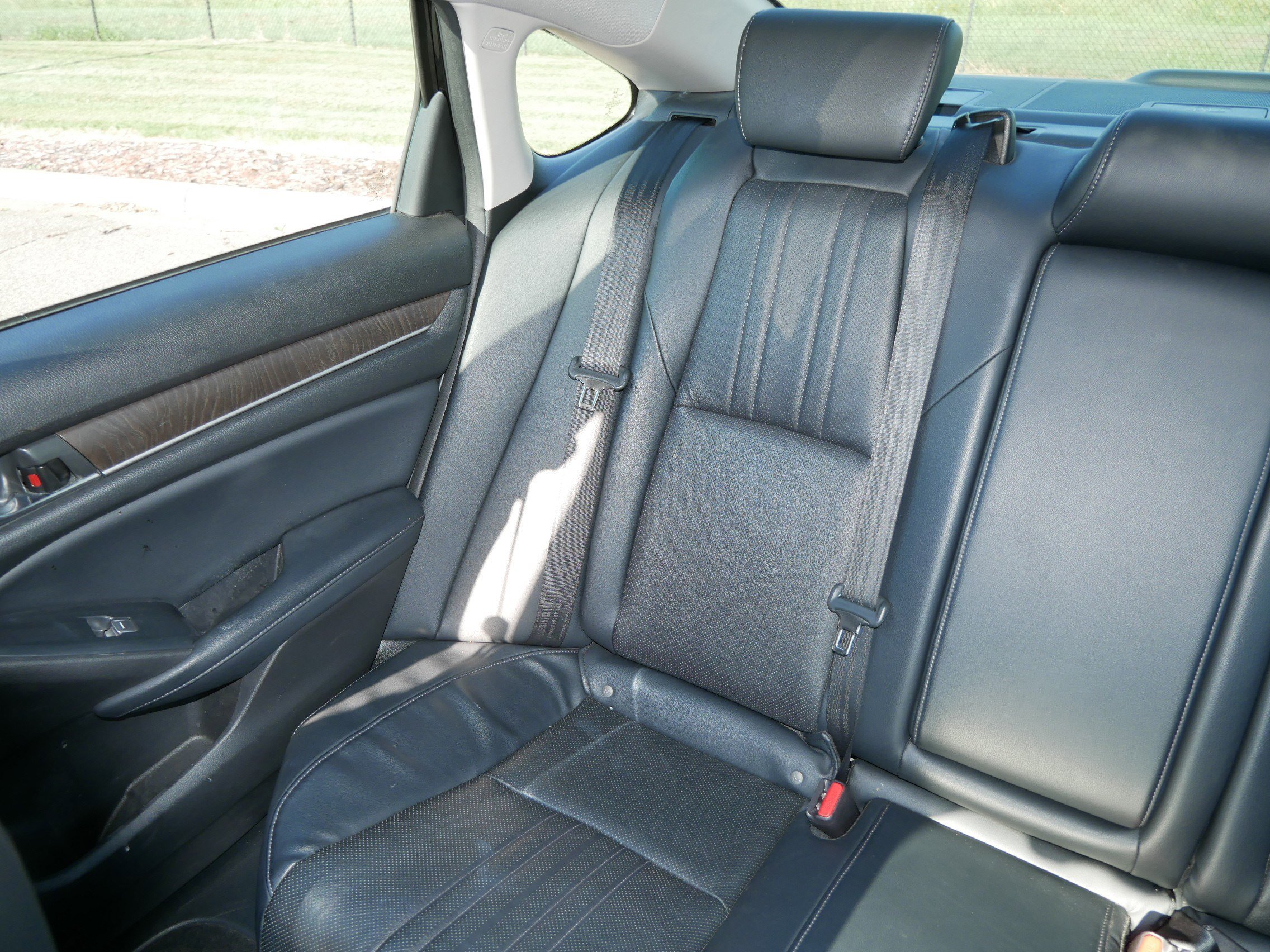 2018 Honda Accord EX-L 1.5T photo 12