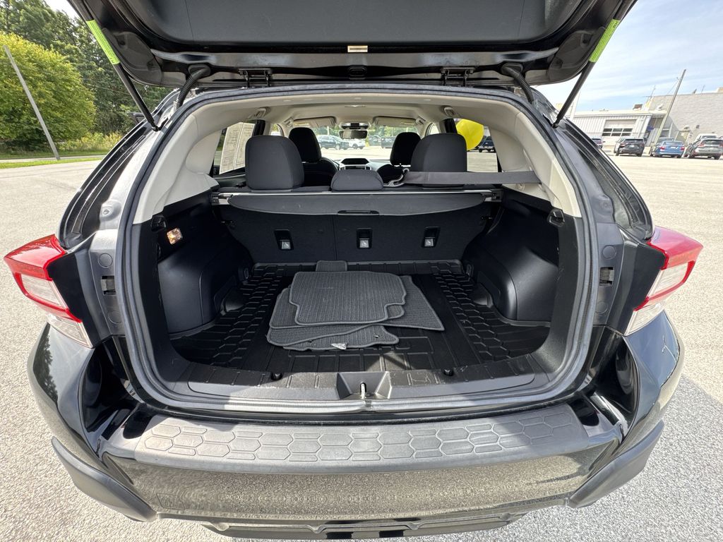 2019 Subaru Crosstrek 2.0i Premium photo 18